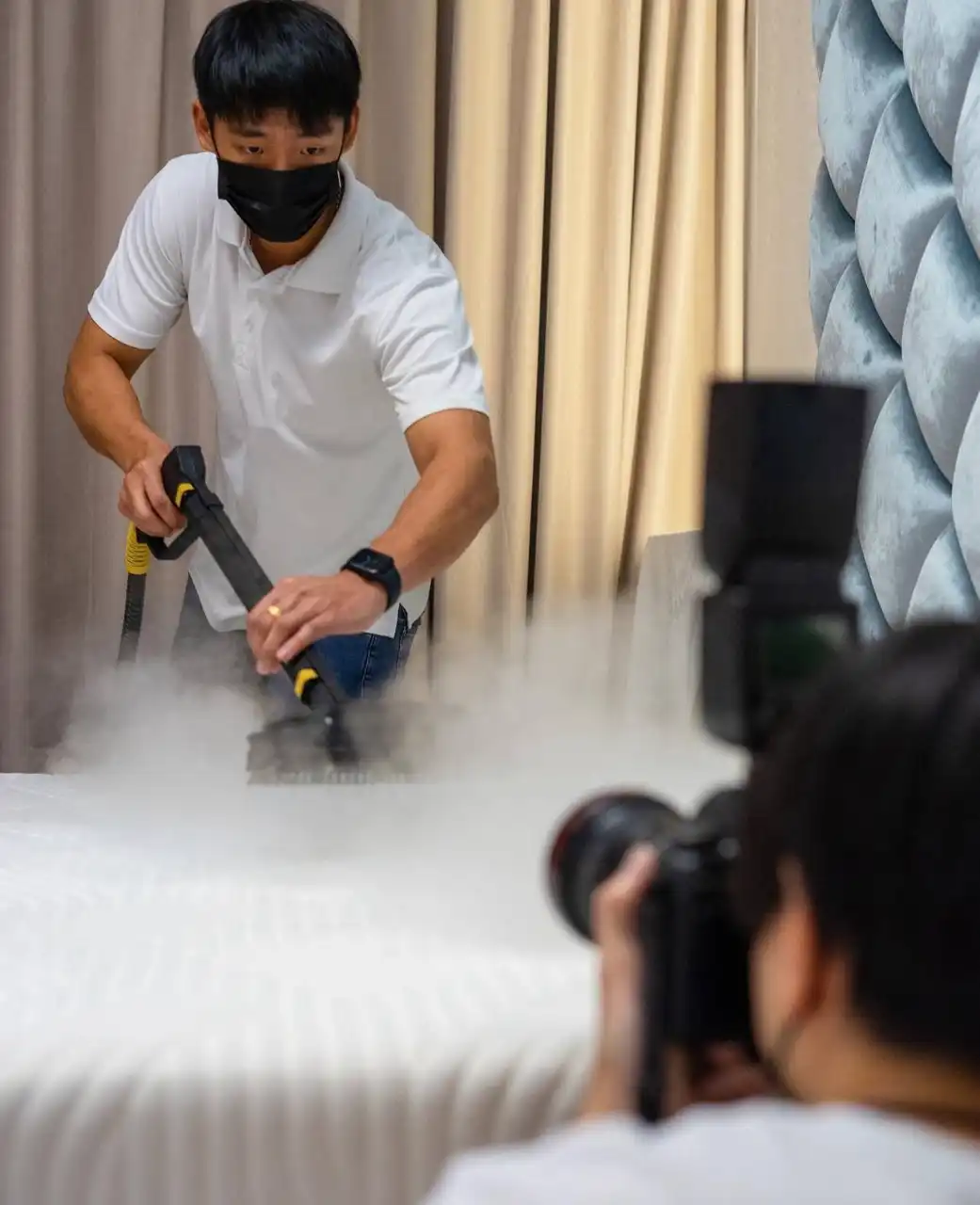 Professional mattress cleaning cleaning service in Singapore by SoClean